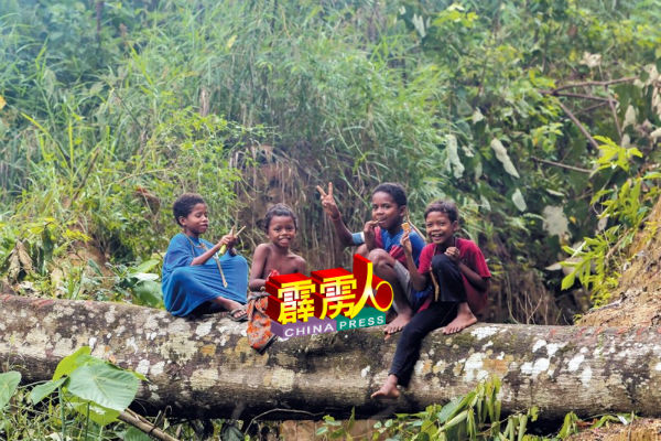 霹雳州政府致力提升原住民的生水活水平。（档案照）