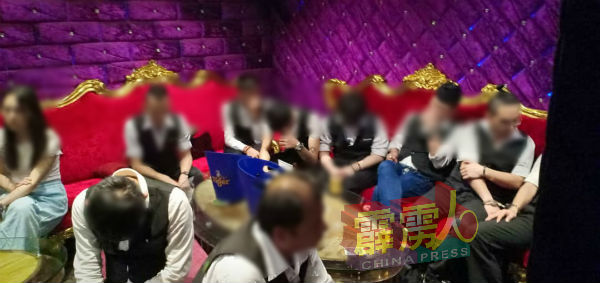 12名在娱乐场所工作的本地男子，也法网难逃。