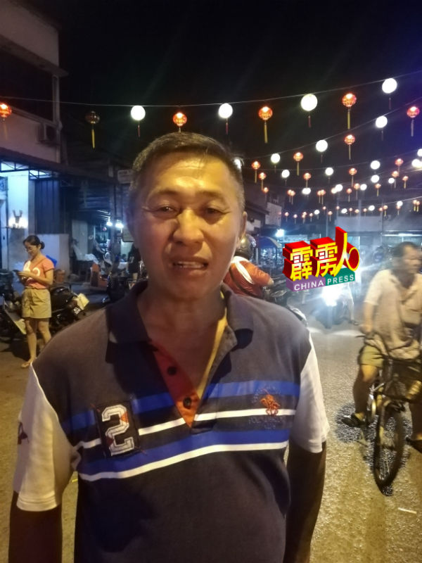 张国荣。
