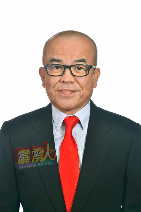 何伟铭