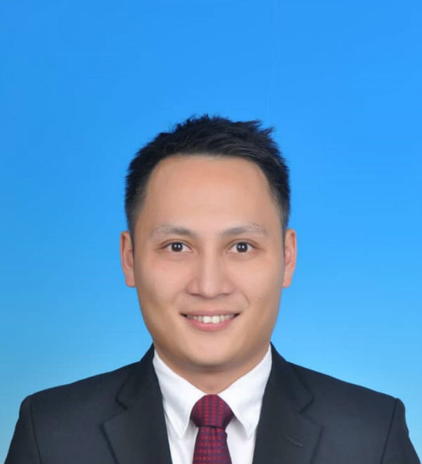 李杨威