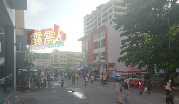 时隔4个月，怡保荷里街时光隧道跳蚤市场周日（19日）重新开业。