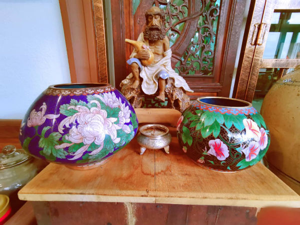 绚丽的景泰蓝古玩，总是令玩家爱不释手。