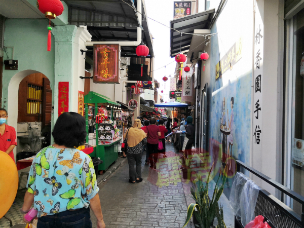 政府延长暂缓还贷宽限期在9月30日结束，部分民众在管制令落实时，已做好财务规划。（档案照）