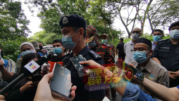 霹雳州代总警长拿督吴文恭记者会发布消息