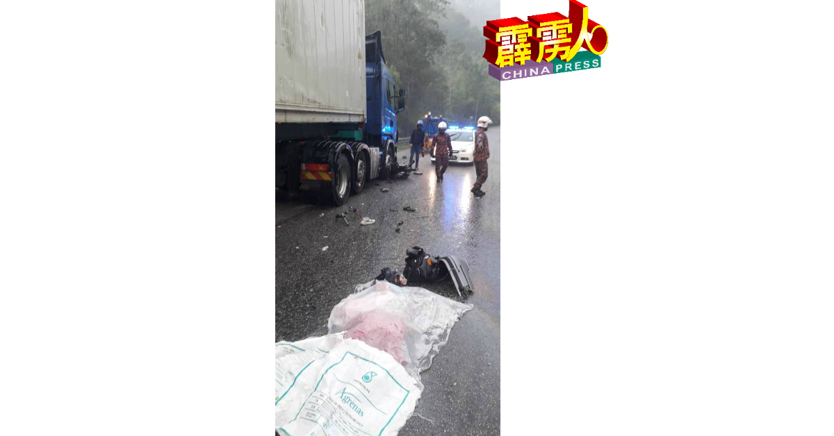 汽车超拖格罗厘不果，酿2死车祸发生在怡保往返金马崙高原的路段。