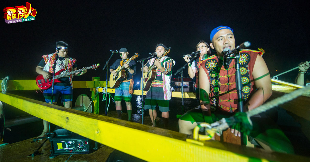 拥有阿美族和排湾族背景的台湾台玖线乐团，通过演唱，分享生活中的感动。（大会提供照片）