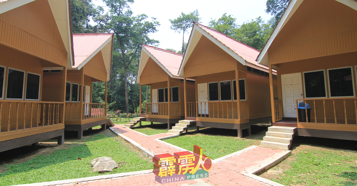 玲珑石冷河生态森林公园内的高级度假屋，150令吉1天。