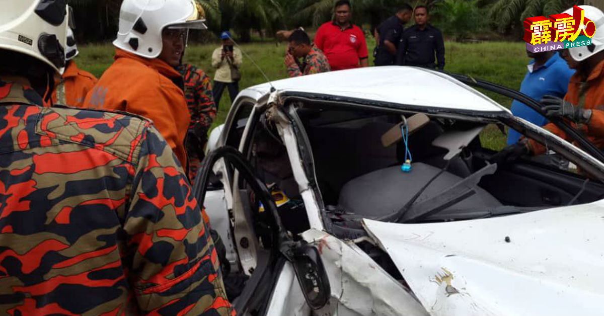 威拉轿车司机于事后被重伤被送去沙白安南医院抢救。