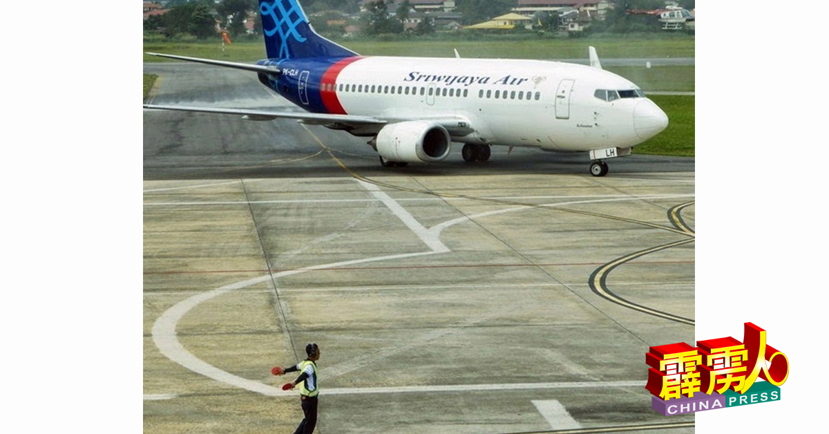 怡保苏丹阿兹兰沙机场扩建计划，将向右方发展，目前处于讨论发展的细节。