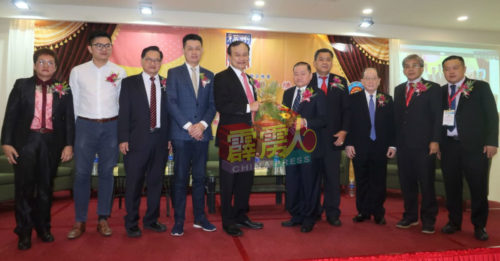 倪可汉：种族主义即歧视仇恨他族  大会议案引不安