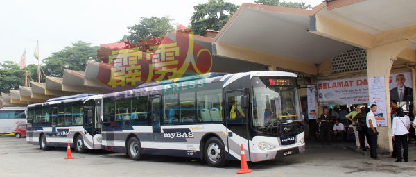 怡保“我的巴士计划”（myBAS）提供16条巴士路线，其中11条为主要路线，所涵盖的距离达367公里。 （档案照）