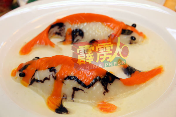马来西亚华人妇人协会也以“九鲤庆冬雪花飘”，参与创意汤圆品嚐及交流会。
