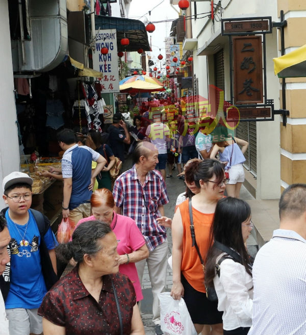 怡保旧街场二奶巷是许多游客必访的景点之一。