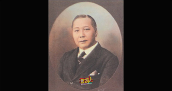 余东璇是余仁生的第2代经营人。