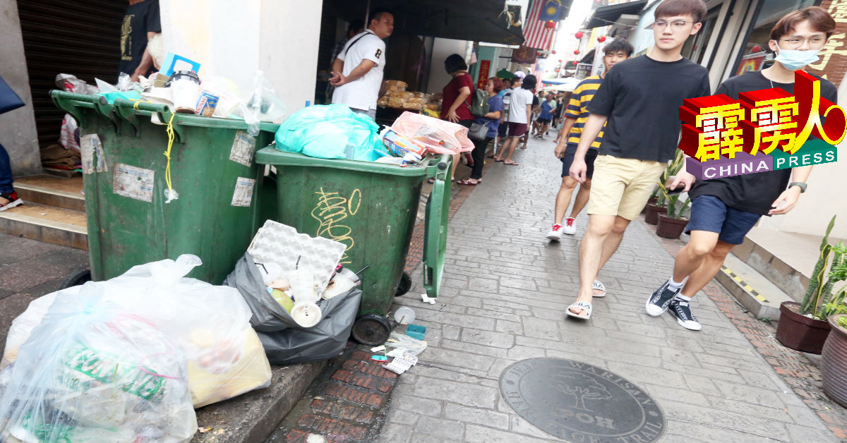 怡保旧街场二奶巷为景点区之一，商家皆希望能够解决垃圾问题，以便不影响该景点区的市容。