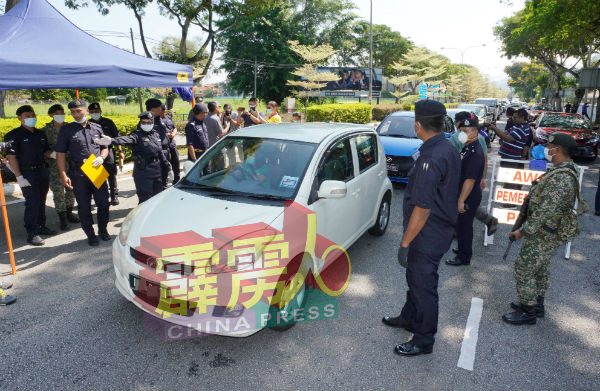 怡保警方在3月18日至28日期间，共逮捕了21名不遵守行动管制令的人士。（档案照）