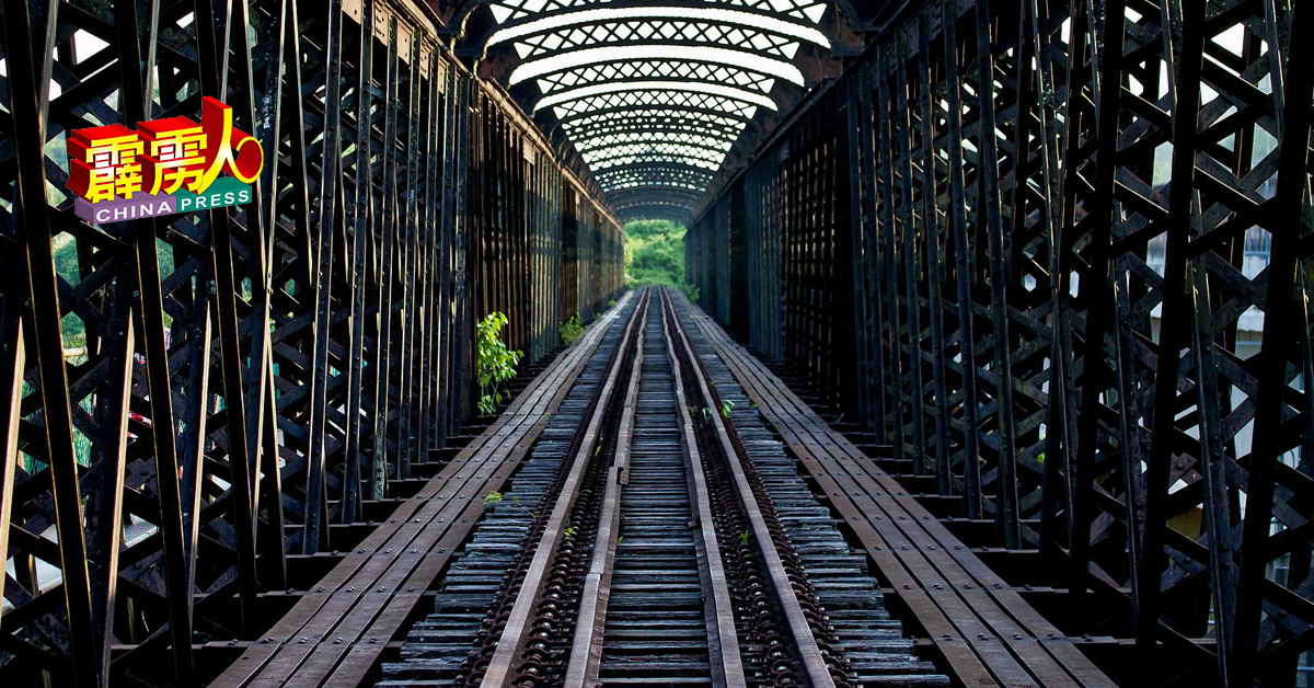 维多利亚百年火车桥是江沙名旅游景点之一。