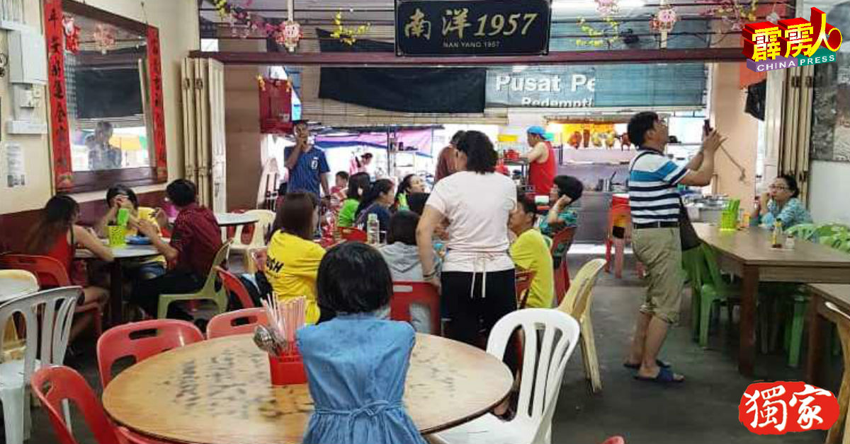 邦咯岛上的咖啡店和餐厅业者，指门市生意逐见恢復。（受访者提供照片）