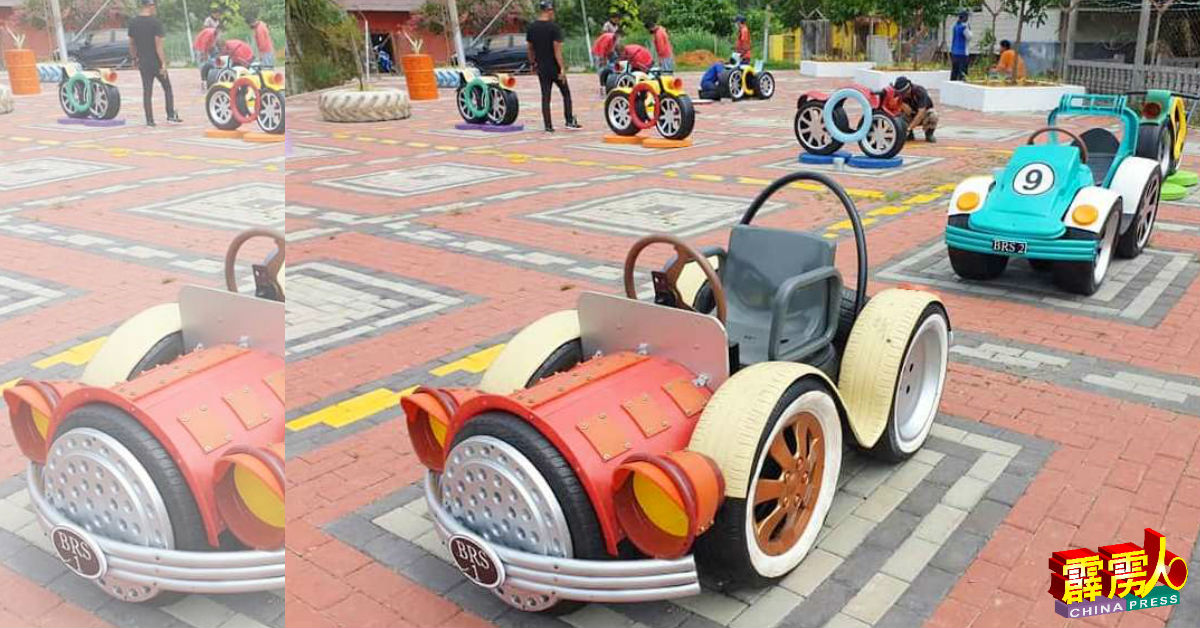 曼绒市议会美化小组以可再循环使用的物资，钉制组成趣味造型的迷你轿车。