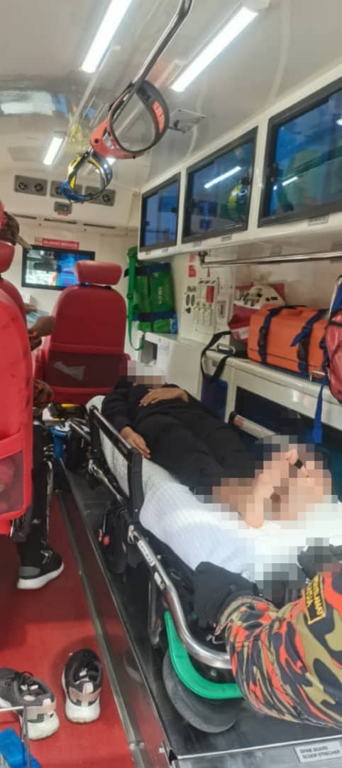 诺依迪哈由救护车送往医院作进一步的检查。