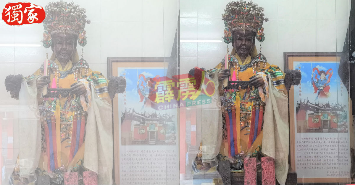 陈太后神像是由女性理事以沾有红酒的布抹拭，再换上特製的新衣裳。