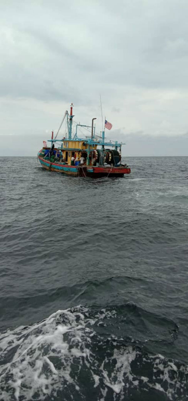 涉及漁船涉嫌雇用非法外勞。