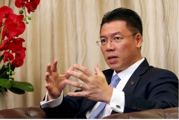 倪可敏将亲自致函教育部高级部长，要求恢復独中华中及增建华小的拨款。