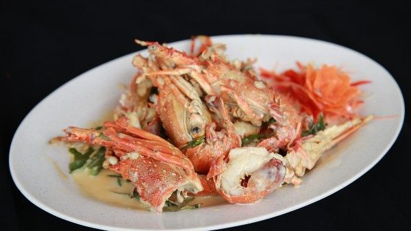 “网红小龙虾”弹Q的虾肉，深受食客欢迎。