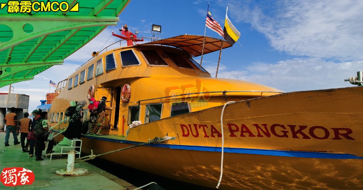 渡轮公司将于近日更新邦咯岛往返红土坎和玛丽娜私人岛的时间表，以应付游客人潮。