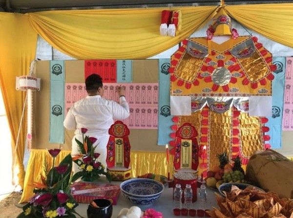 疫情影响，今年举办线上泰国式普渡祈福燃灯仪式。