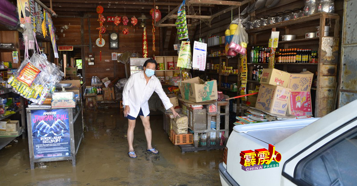 叶毓新：现在还是雨季，相信今后尚会发生水患。