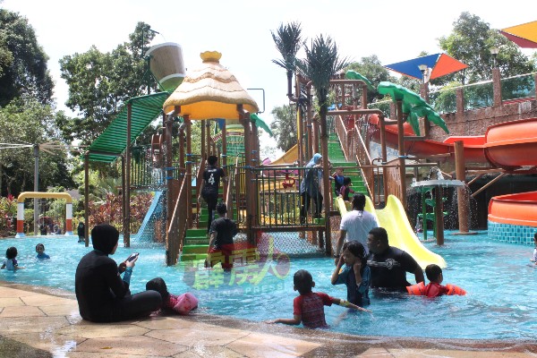 孩童水上乐园向来备受孩童喜爱。