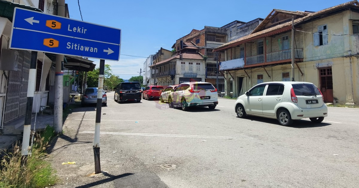 张宇晨认为，将原应建在大路口的牌楼，改建在甘文阁后街处，无法起着旅游效益。