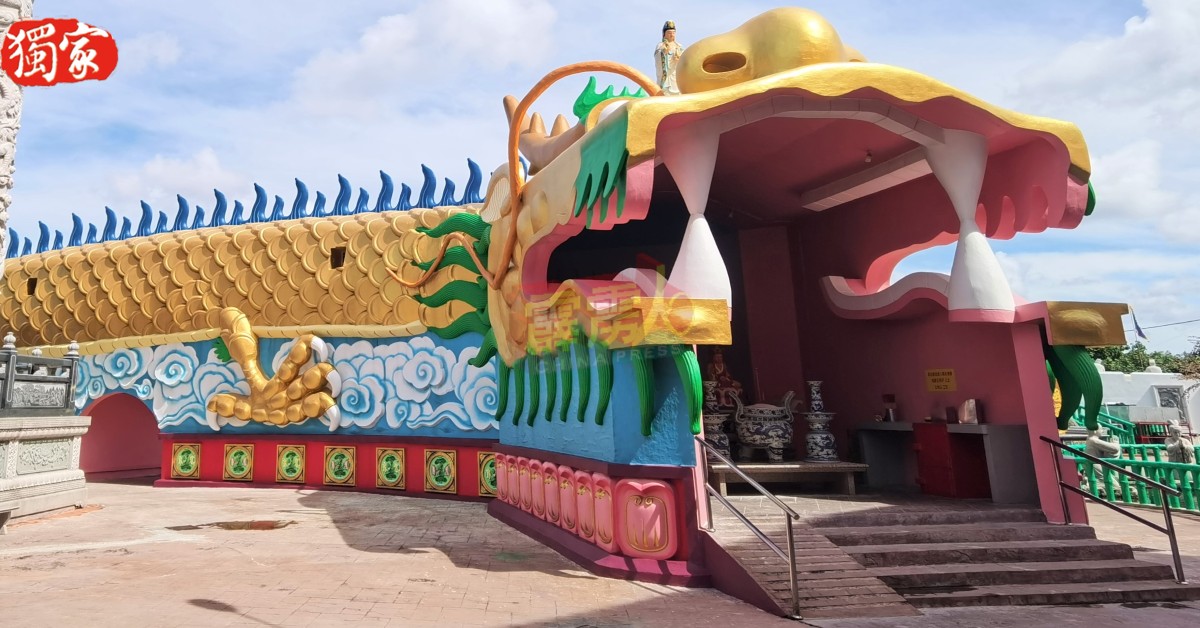 “巨龙”大口是“地府隧道”的入口处。