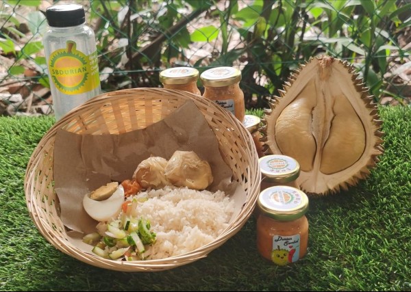 试过SB Durian独家推出的蓝花饭榴梿套餐，就知道什么叫好料！