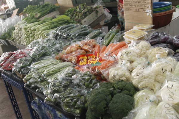 张玉刚指蔬菜价格暴涨政府乃罪魁祸首。