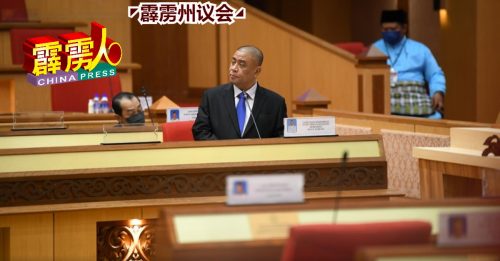 ◤霹雳头条◢ 国家粮食安全计划前提  允农粮及畜牧业者循正道申请土地