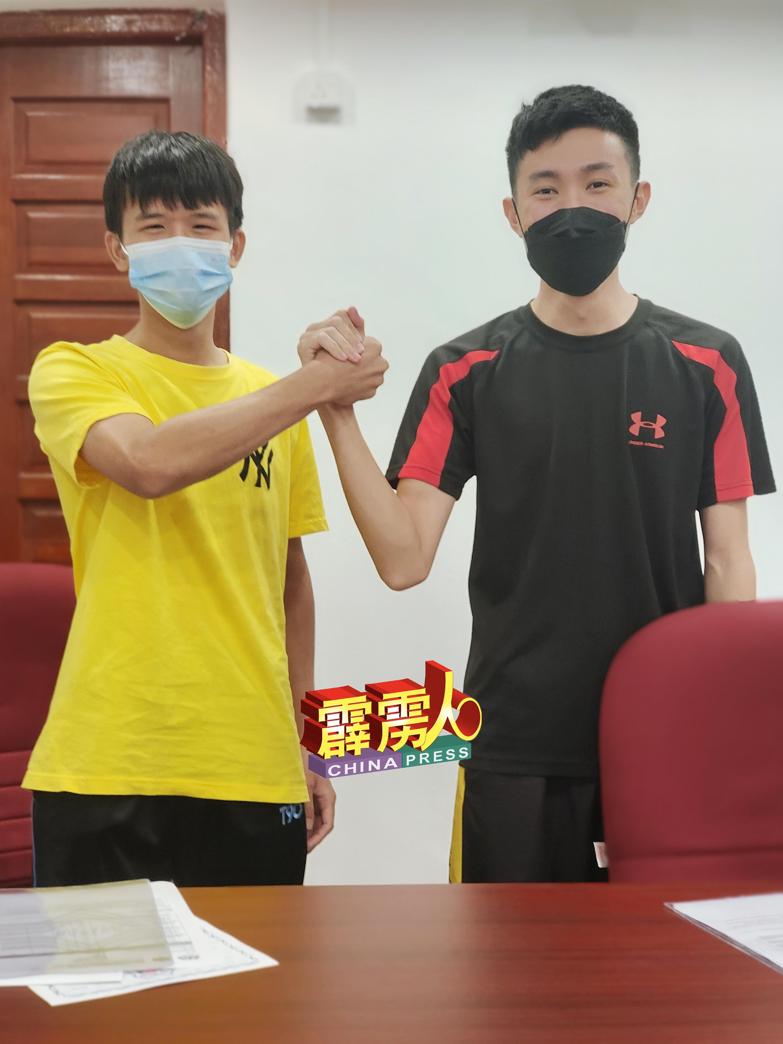 两名室友梁子炫（左）与黄俊伟（右），在崇华华中“浴火重生”。