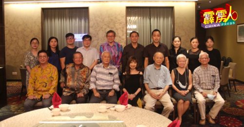 新加坡国立大学生物系协助 霹雳4独中办生物科学