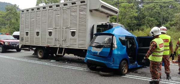 罗厘与休旅车意外发生碰撞，造成休旅车司机被夹毙。