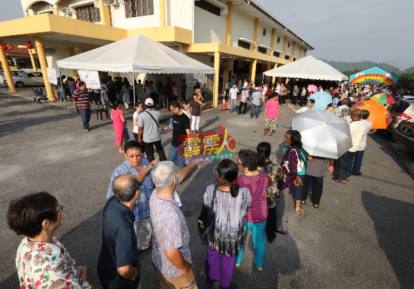 第15届全国大选已近在眉睫，受访的首投族指，会回乡参与首次大选投票。（档案照）