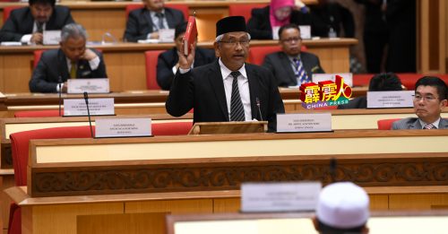 ◤霹州议会◢ 巫裔及原住民佔人口61.5% 阿兹巴里：何惧权益被侵蚀？