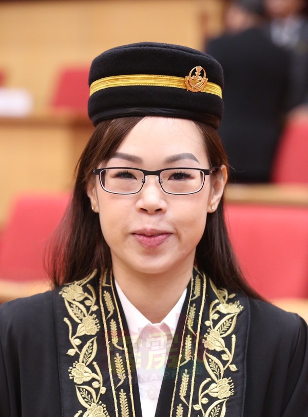崔慈恩成为霹州最年轻的女副议长
