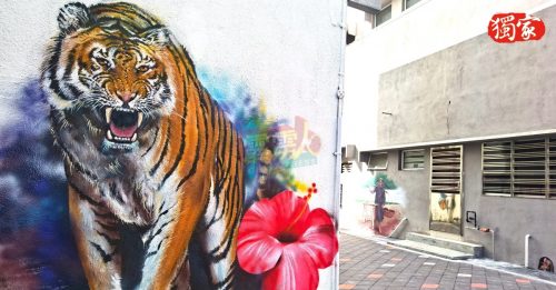 甘文阁后巷披新装   大象 猛虎 巨蟹 斗鸡 大公鸡 跃上牆