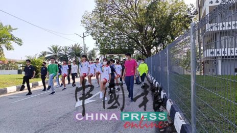 培南独中生假期返校  恢复集训自我提升
