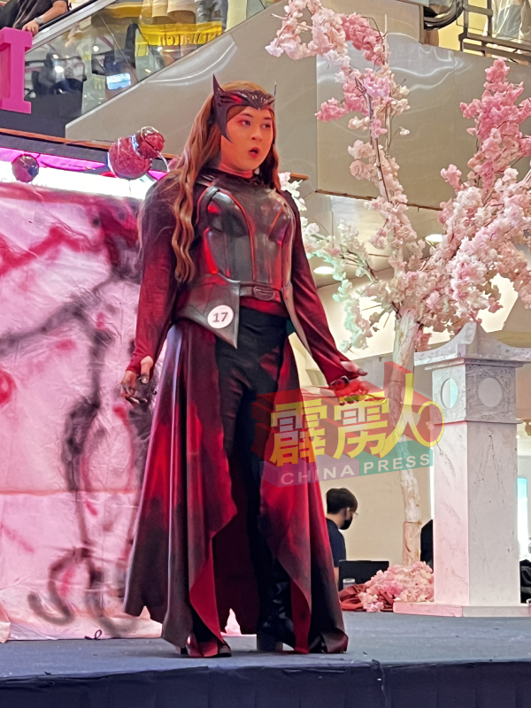 亚军得主，由饰《汪达幻视》绯红女巫Kohaku夺得。
