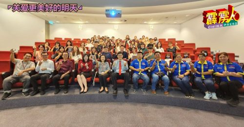 67优大生服务社会    经过磨练更懂感恩