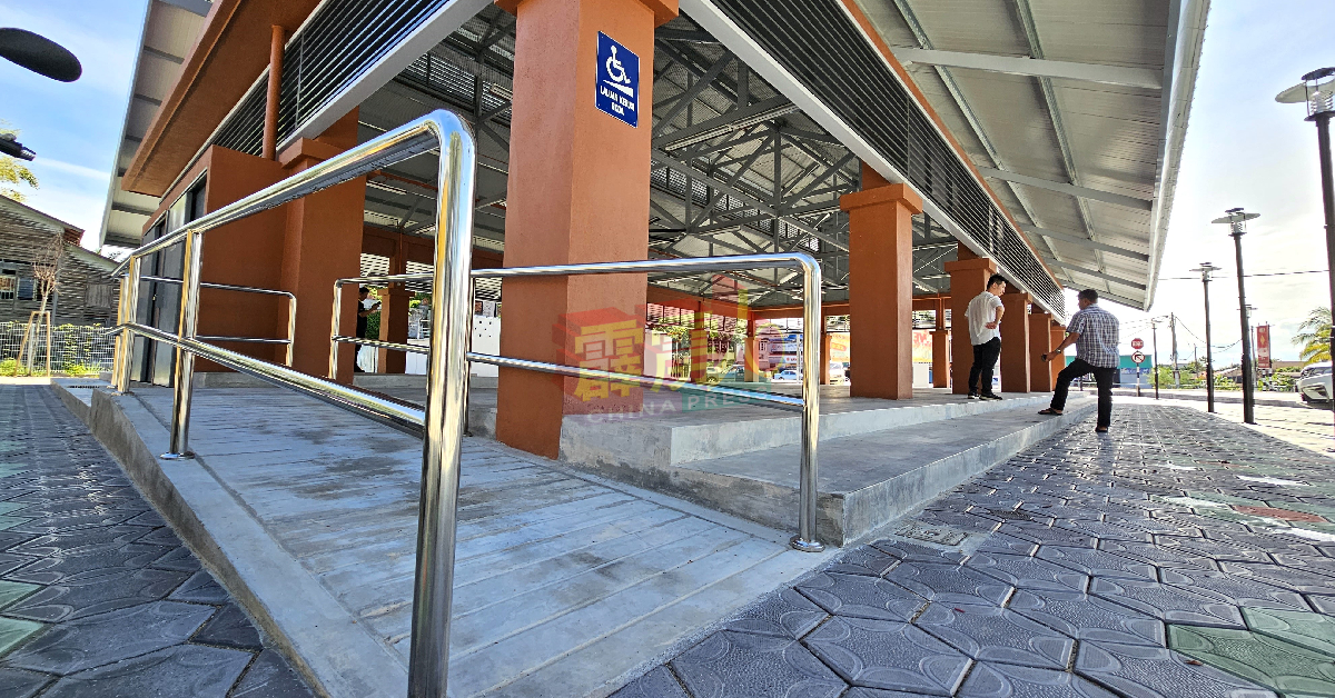 甘文阁社区文化中心是障友亲善建筑物，设有轮椅专用走道。