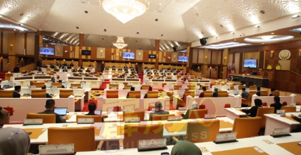 霹州第15届第1季第3次的霹州立法议会于周三（24日）复会。